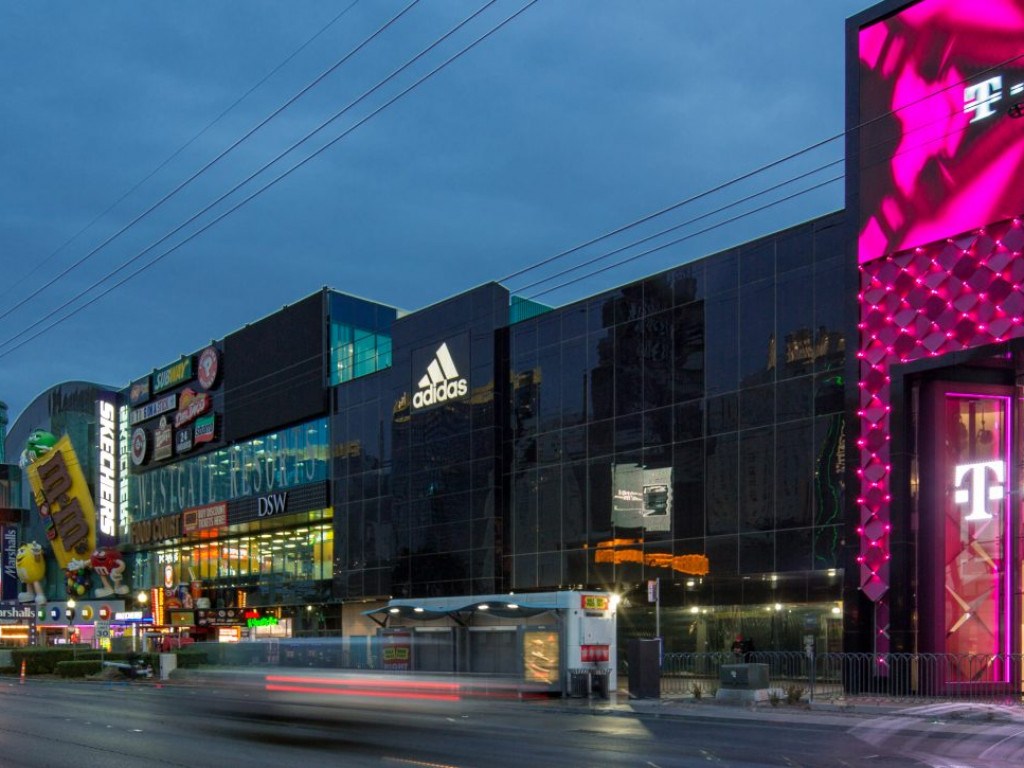 T Mobile Hero 1920x725